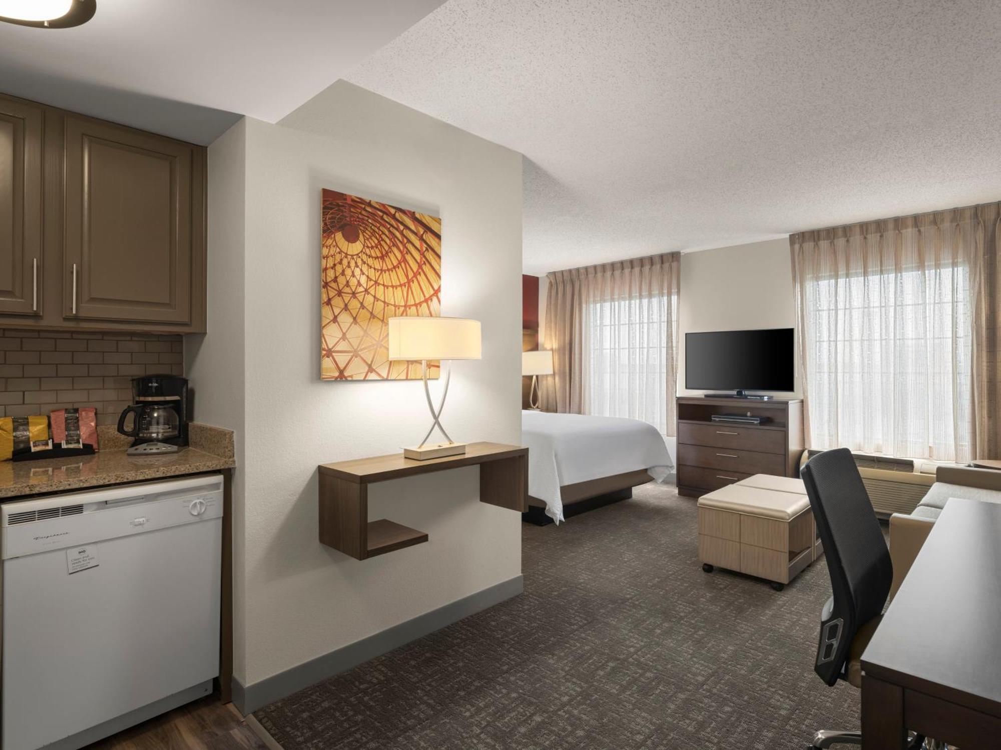Staybridge Suites Indianapolis-Airport By Ihg Плейнфилд Экстерьер фото