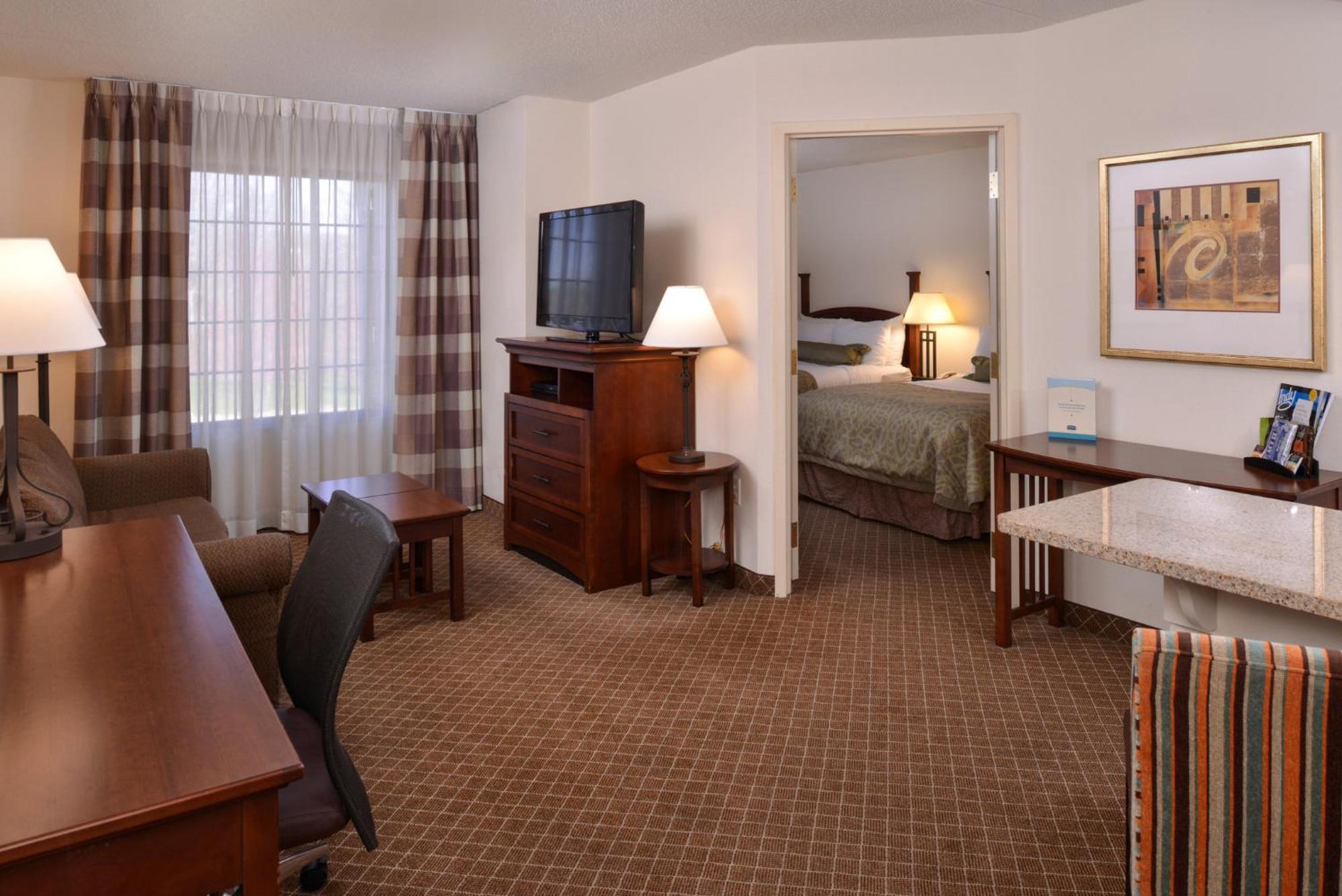 Staybridge Suites Indianapolis-Airport By Ihg Плейнфилд Экстерьер фото