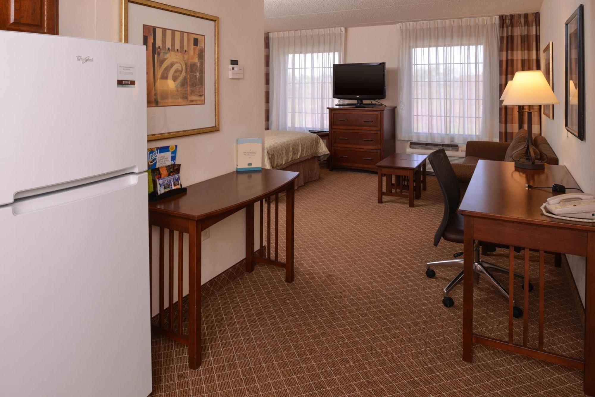 Staybridge Suites Indianapolis-Airport By Ihg Плейнфилд Экстерьер фото